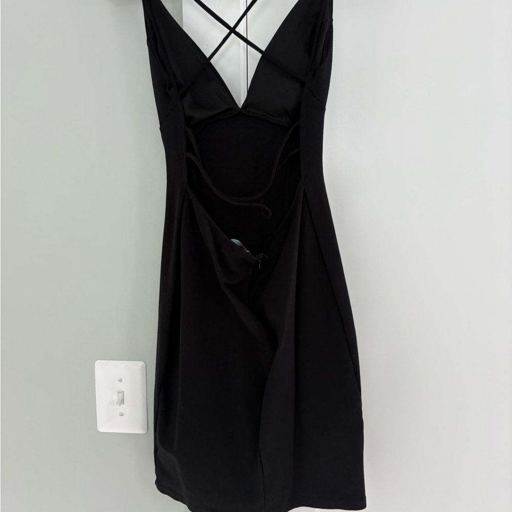 Lulu's Classic Black Dress
